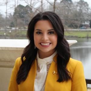 Meet your Posher, Natalie